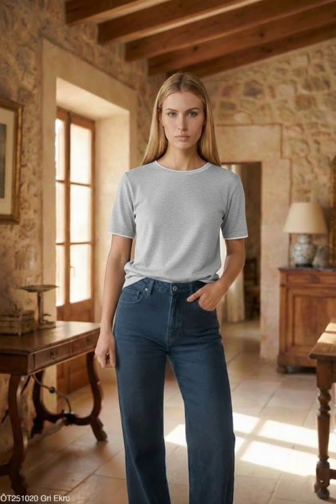 Kadın Bisiklet Yaka İki Renkli T-Shirt