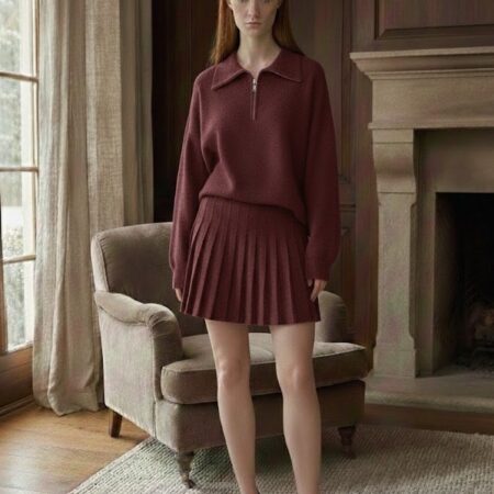 Mürdüm Dik Yaka Boyundan Fermuarlı Kısa Etek Triko Takım