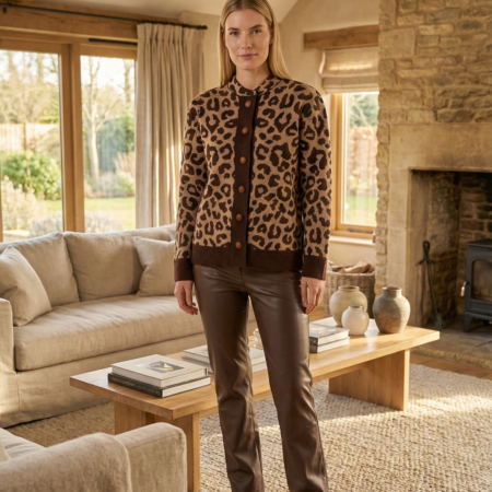 Kadın Kahve Dik Yaka Leopar Desen Triko Hırka