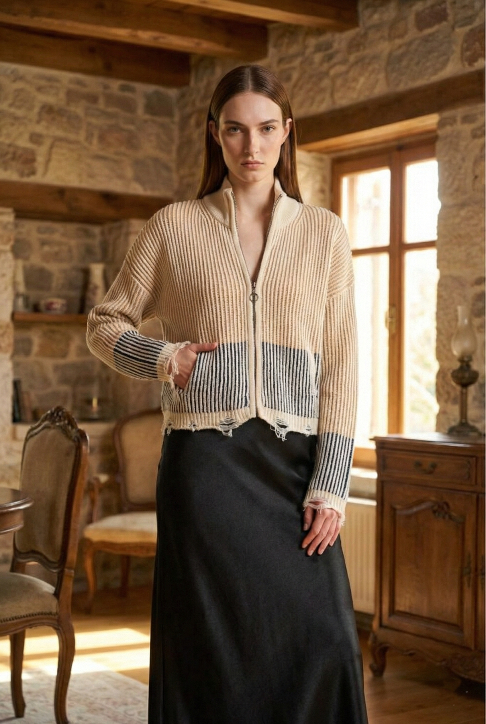 Kadın Renkli Yırtık Detaylı Fermuarlı Triko Hırka