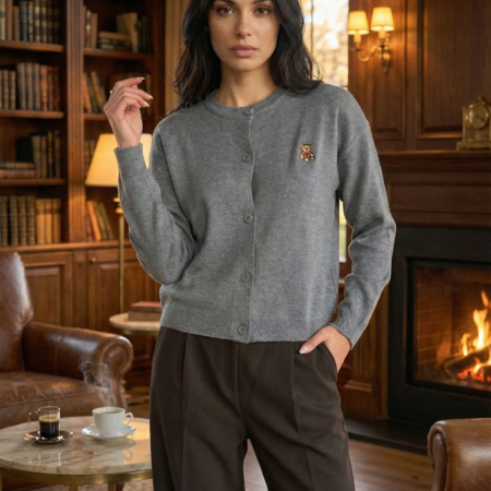 Koyu-Gri Bisiklet Yaka Ayıcık Nakışlı Hırka